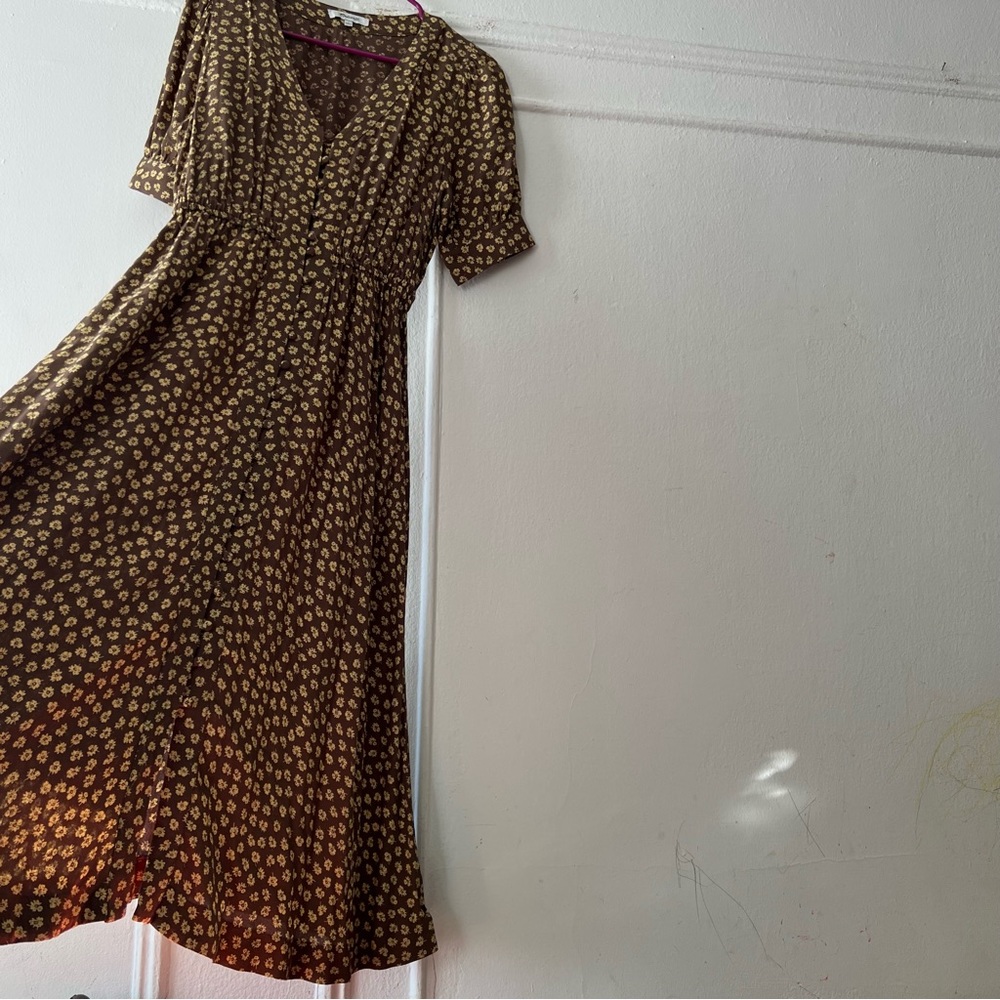 Madewell Button-Cuff Midi Dress in Woodcut Flowers size 2 - Picture 4 of 15